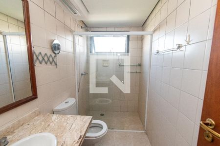 Apartamento à venda com 200m², 3 quartos e 3 vagasBanheiro