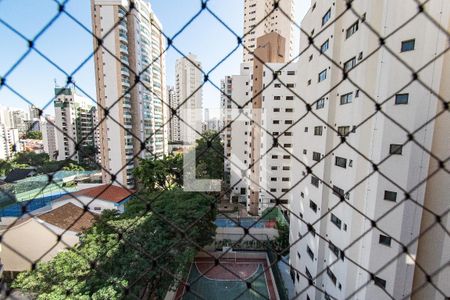 Apartamento à venda com 200m², 3 quartos e 3 vagasVista do quarto 2