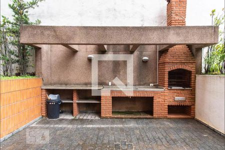 Apartamento à venda com 200m², 3 quartos e 3 vagasChurrasqueira