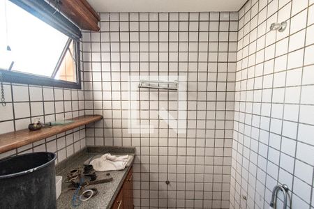 Apartamento à venda com 200m², 3 quartos e 3 vagasBanheiro da suíte