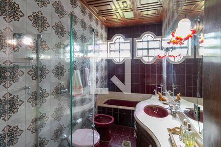 Casa à venda com 715m², 5 quartos e 6 vagasBanheiro Social