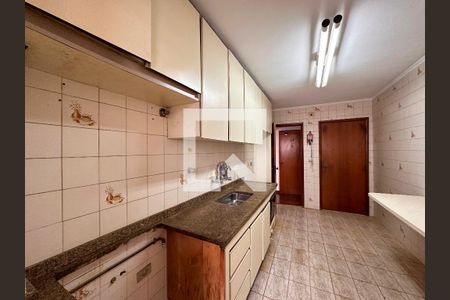 Apartamento à venda com 80m², 2 quartos e 3 vagasCozinha