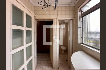 Apartamento à venda com 80m², 2 quartos e 3 vagasÁrea de Serviço