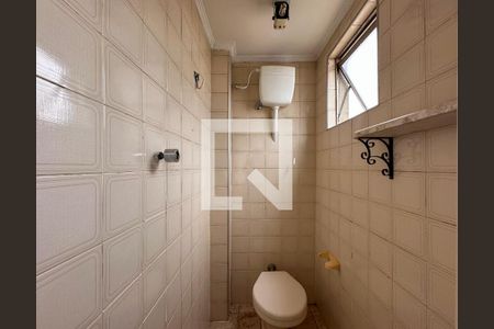 Apartamento à venda com 80m², 2 quartos e 3 vagasBanheiro de Serviço