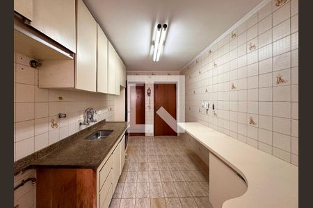 Apartamento à venda com 80m², 2 quartos e 3 vagasCozinha