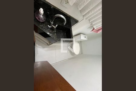 Casa à venda com 152m², 3 quartos e 2 vagas Casa à venda com 152m², 3 quartos e 2 vagasLavabo