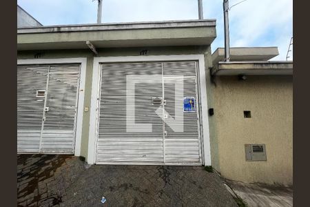 Casa à venda com 152m², 3 quartos e 2 vagasFachada