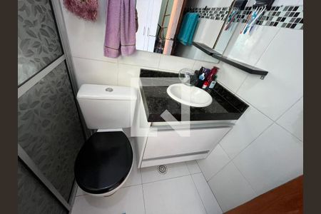 Casa à venda com 152m², 3 quartos e 2 vagas Casa à venda com 152m², 3 quartos e 2 vagasBanheiro da Suíte