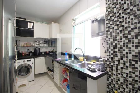 Apartamento à venda com 65m², 2 quartos e 1 vagaCozinha e Área de Serviço