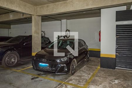 Apartamento à venda com 304m², 4 quartos e 4 vagas Apartamento à venda com 304m², 4 quartos e 4 vagasGaragem