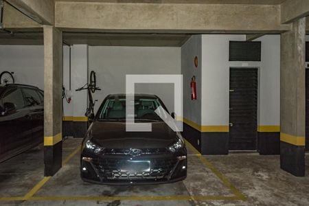 Apartamento à venda com 304m², 4 quartos e 4 vagas Apartamento à venda com 304m², 4 quartos e 4 vagasGaragem
