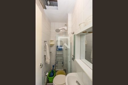 Apartamento à venda com 304m², 4 quartos e 4 vagas Apartamento à venda com 304m², 4 quartos e 4 vagasBanheiro de serviço