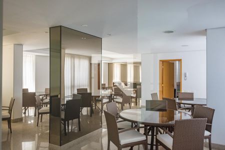 Apartamento à venda com 304m², 4 quartos e 4 vagas Apartamento à venda com 304m², 4 quartos e 4 vagasÁrea comum