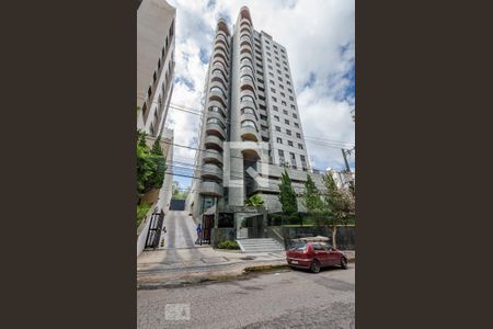 Apartamento à venda com 304m², 4 quartos e 4 vagasFachada