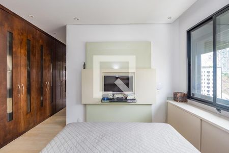 Apartamento à venda com 304m², 4 quartos e 4 vagas Apartamento à venda com 304m², 4 quartos e 4 vagasSuíte