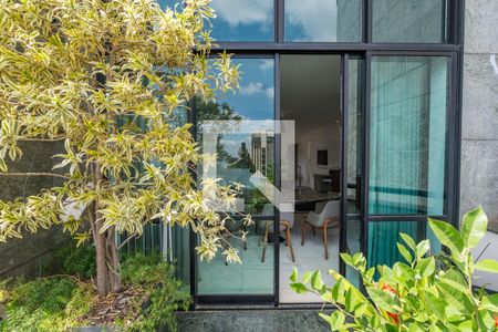 Apartamento à venda com 304m², 4 quartos e 4 vagas Apartamento à venda com 304m², 4 quartos e 4 vagasVaranda da Sala 1