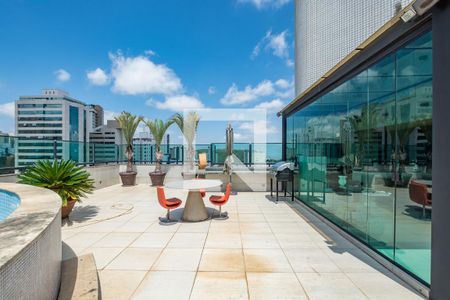 Apartamento à venda com 304m², 4 quartos e 4 vagas Apartamento à venda com 304m², 4 quartos e 4 vagasVaranda da cobertura