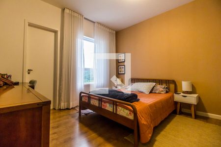 Apartamento à venda com 70m², 2 quartos e 1 vaga Apartamento à venda com 70m², 2 quartos e 1 vagaSuíte