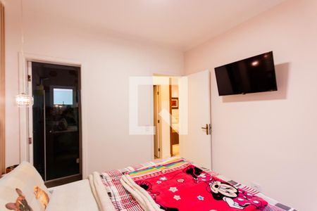 Apartamento à venda com 110m², 2 quartos e 2 vagas Apartamento à venda com 110m², 2 quartos e 2 vagasSuíte