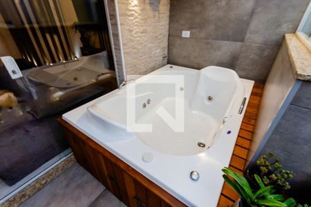 Apartamento à venda com 110m², 2 quartos e 2 vagas Apartamento à venda com 110m², 2 quartos e 2 vagasÁrea Gourmet