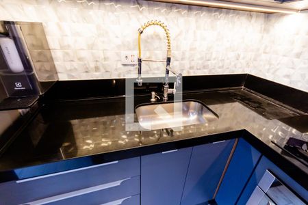 Apartamento à venda com 110m², 2 quartos e 2 vagas Apartamento à venda com 110m², 2 quartos e 2 vagasCozinha