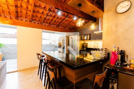 Apartamento à venda com 110m², 2 quartos e 2 vagas Apartamento à venda com 110m², 2 quartos e 2 vagasCozinha