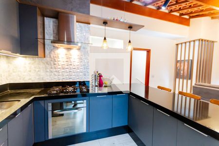 Apartamento à venda com 110m², 2 quartos e 2 vagas Apartamento à venda com 110m², 2 quartos e 2 vagasCozinha