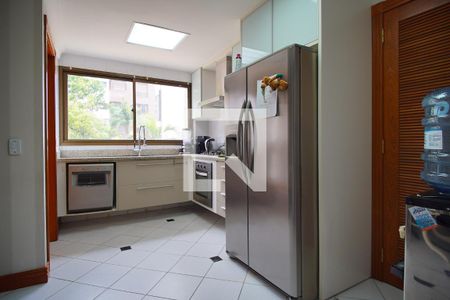 Apartamento à venda com 250m², 3 quartos e 2 vagasCozinha