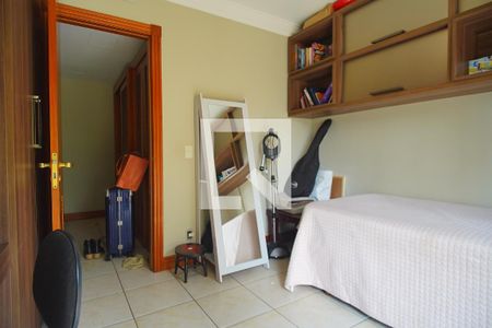 Apartamento à venda com 250m², 3 quartos e 2 vagasQuarto 1