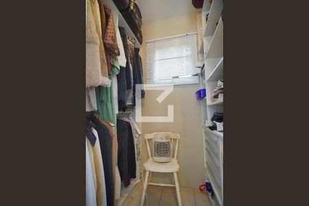 Apartamento à venda com 250m², 3 quartos e 2 vagasCloset