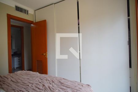 Apartamento à venda com 250m², 3 quartos e 2 vagasQuarto 2