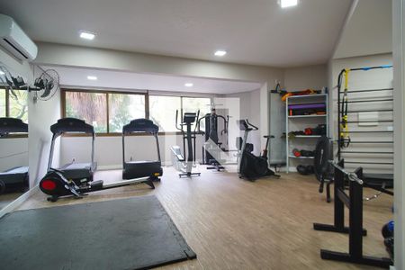 Apartamento à venda com 250m², 3 quartos e 2 vagasAcademia