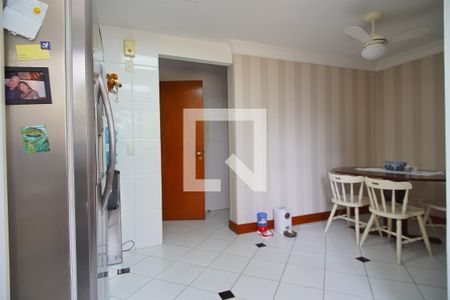 Apartamento à venda com 250m², 3 quartos e 2 vagasCozinha