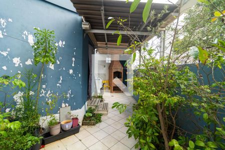 Casa à venda com 112m², 3 quartos e 3 vagas Casa à venda com 112m², 3 quartos e 3 vagasQuintal