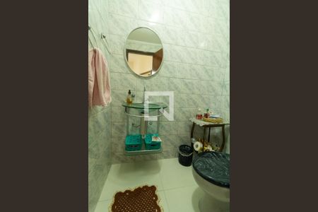 Casa à venda com 112m², 3 quartos e 3 vagas Casa à venda com 112m², 3 quartos e 3 vagasBanheiro