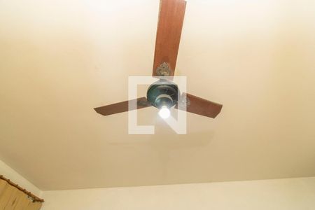 Casa à venda com 600m², 3 quartos e 2 vagas Casa à venda com 600m², 3 quartos e 2 vagasDetalhe da Suíte