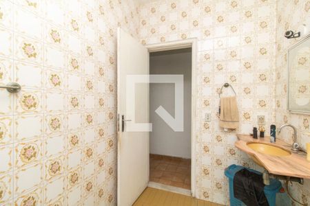 Casa à venda com 600m², 3 quartos e 2 vagas Casa à venda com 600m², 3 quartos e 2 vagasBanheiro da Suíte