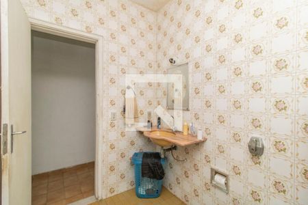 Casa à venda com 600m², 3 quartos e 2 vagas Casa à venda com 600m², 3 quartos e 2 vagasBanheiro da Suíte