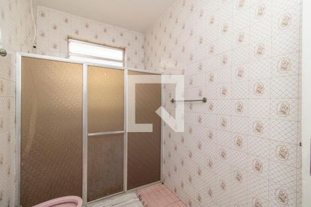 Casa à venda com 600m², 3 quartos e 2 vagas Casa à venda com 600m², 3 quartos e 2 vagasBanheiro Social