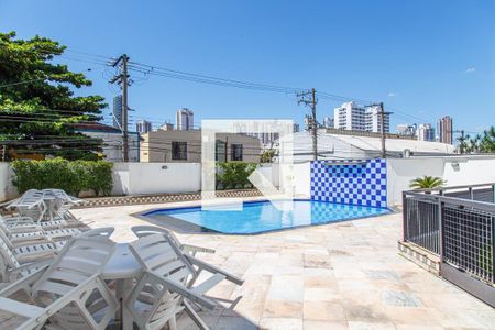 Apartamento à venda com 167m², 3 quartos e 2 vagas Apartamento à venda com 167m², 3 quartos e 2 vagasPiscina