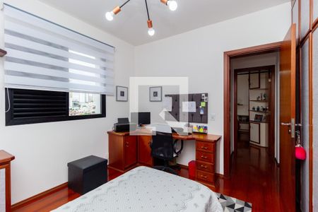 Apartamento à venda com 167m², 3 quartos e 2 vagas Apartamento à venda com 167m², 3 quartos e 2 vagasQuarto 2
