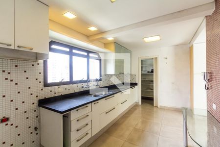 Apartamento à venda com 454m², 3 quartos e 4 vagas Apartamento à venda com 454m², 3 quartos e 4 vagasCozinha
