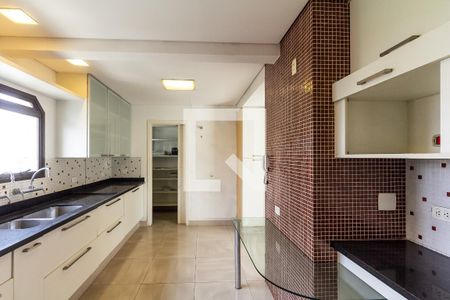 Apartamento à venda com 454m², 3 quartos e 4 vagas Apartamento à venda com 454m², 3 quartos e 4 vagasCozinha