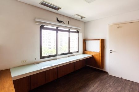 Apartamento à venda com 454m², 3 quartos e 4 vagas Apartamento à venda com 454m², 3 quartos e 4 vagasEscritório