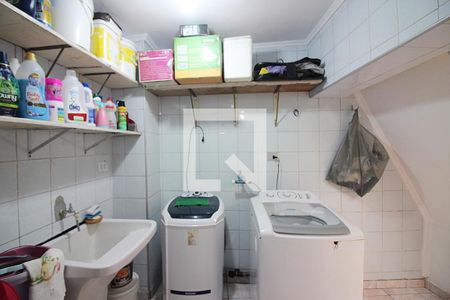 Casa à venda com 171m², 3 quartos e 2 vagasÁrea de Serviço