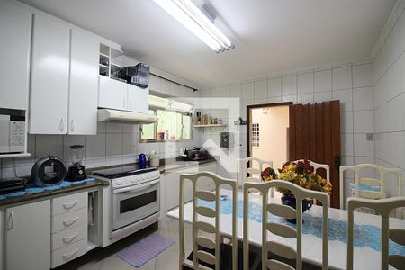 Casa à venda com 171m², 3 quartos e 2 vagasCozinha