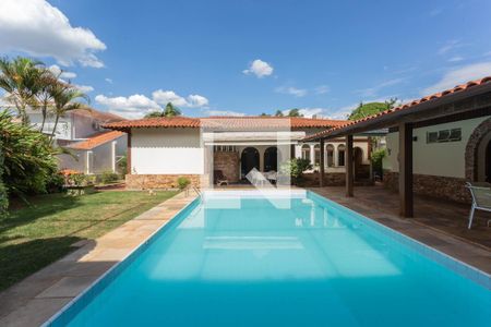 Casa à venda com 515m², 5 quartos e 6 vagasPiscina