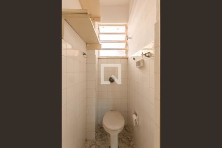 Apartamento à venda com 80m², 2 quartos e sem vagaBanheiro de serviço