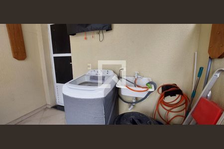 Apartamento à venda com 92m², 2 quartos e 1 vagaÁrea de Serviço