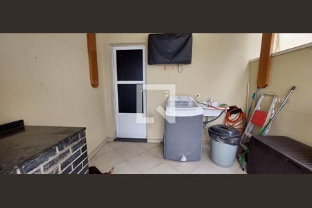 Apartamento à venda com 92m², 2 quartos e 1 vagaÁrea de Serviço